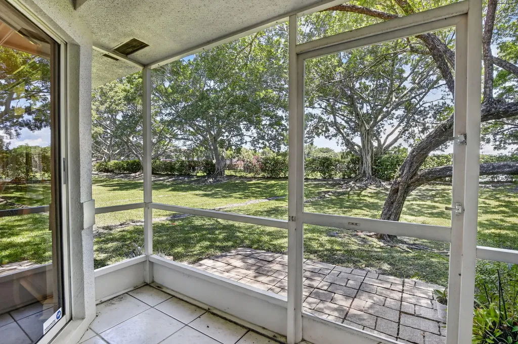 9200 NW 9th Court Plantation FL 33324