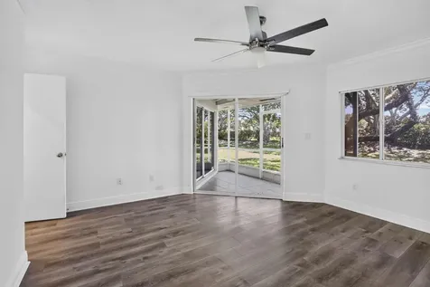 9200 NW 9th Court Plantation FL 33324