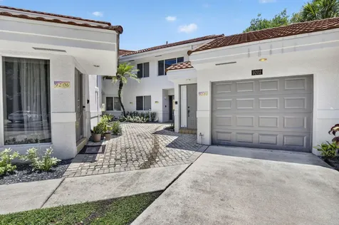 9200 NW 9th Court Plantation FL 33324