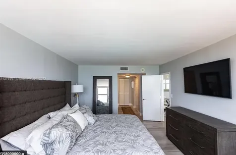 3180 S Ocean Drive Hallandale Beach FL 33009