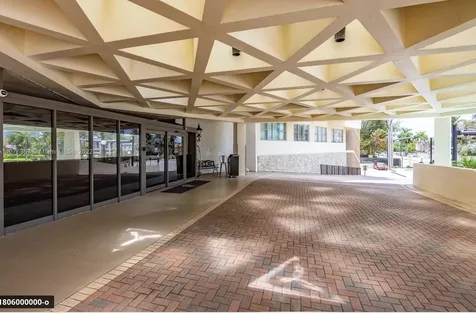 3180 S Ocean Drive Hallandale Beach FL 33009