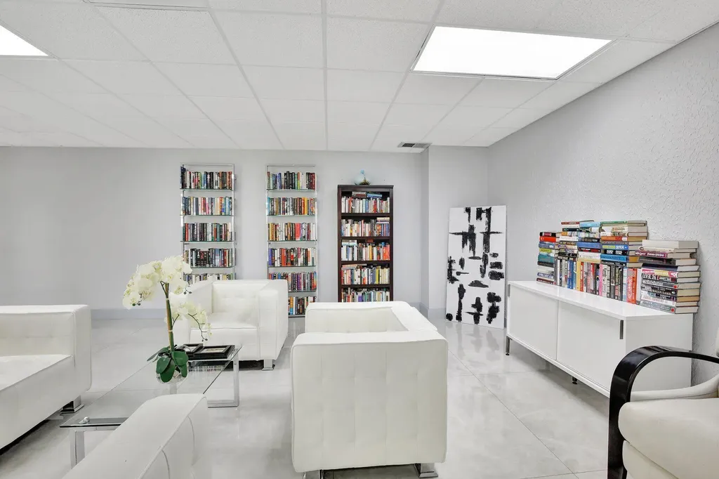 600 Parkview Drive Hallandale Beach FL 33009