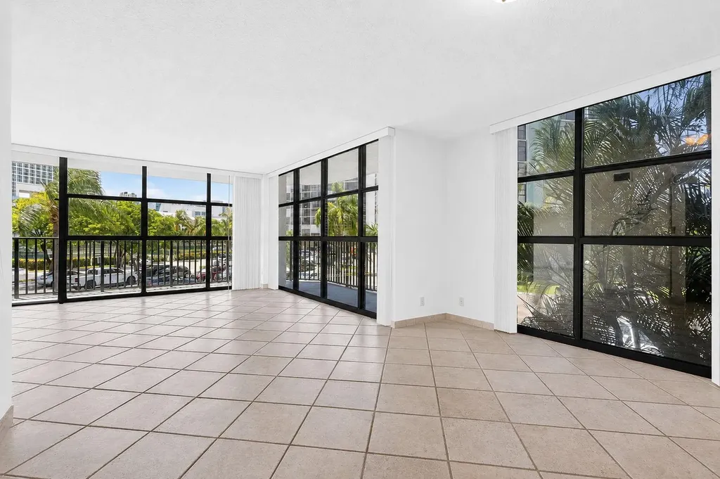 600 Parkview Drive Hallandale Beach FL 33009
