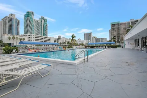600 Parkview Drive Hallandale Beach FL 33009