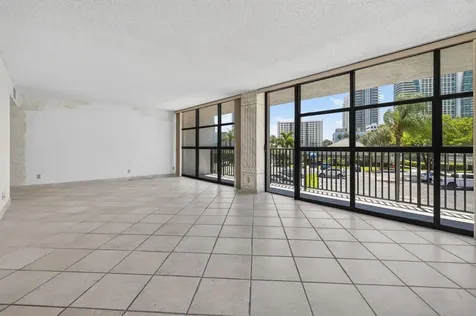 600 Parkview Drive Hallandale Beach FL 33009