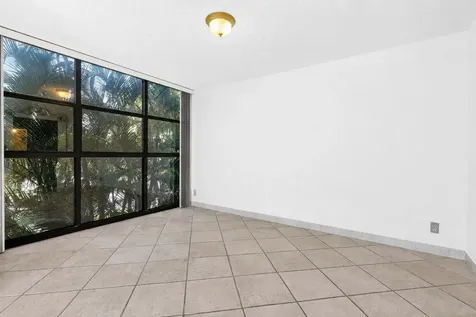 600 Parkview Drive Hallandale Beach FL 33009