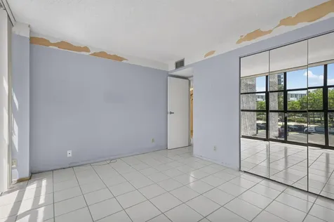 600 Parkview Drive Hallandale Beach FL 33009