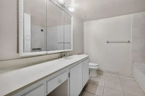 600 Parkview Drive Hallandale Beach FL 33009