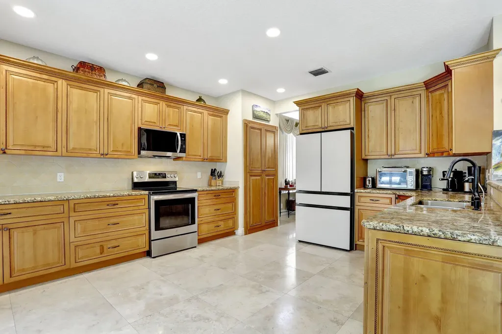 6702 NW 80th Manor Parkland FL 33067