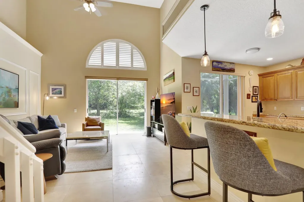 6702 NW 80th Manor Parkland FL 33067