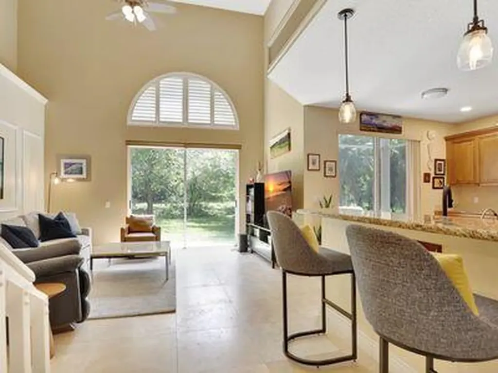6702 NW 80th Manor Parkland FL 33067
