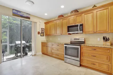 6702 NW 80th Manor Parkland FL 33067