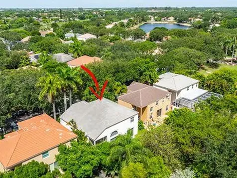 6702 NW 80th Manor Parkland FL 33067