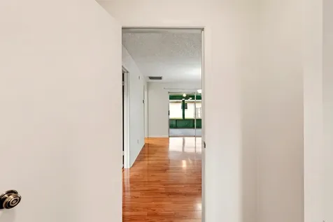 2710 Dove Street Fort Pierce FL 34982