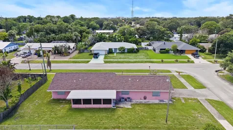 2710 Dove Street Fort Pierce FL 34982