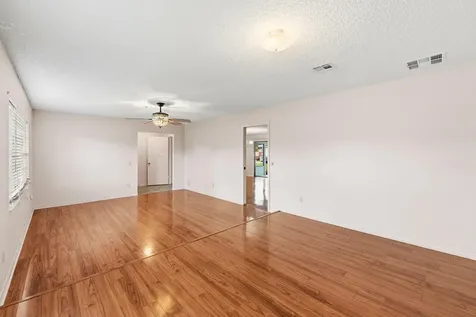 2710 Dove Street Fort Pierce FL 34982