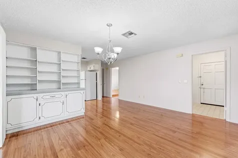 2710 Dove Street Fort Pierce FL 34982