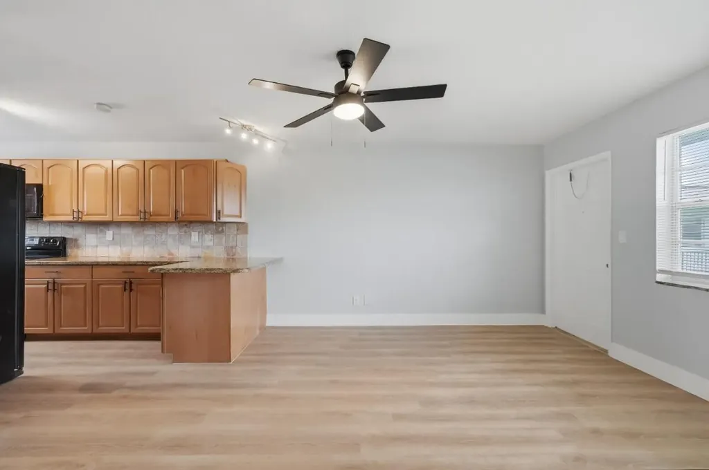 6191 SW 37th Street Davie FL 33314