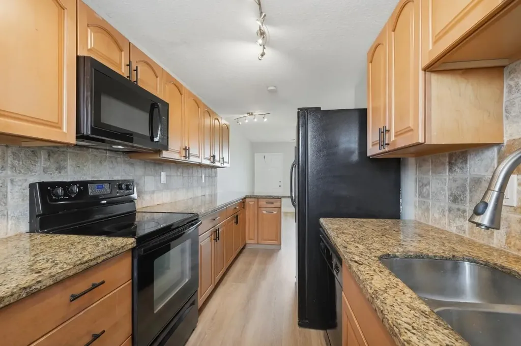 6191 SW 37th Street Davie FL 33314