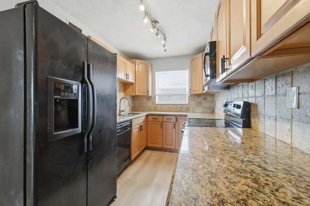 6191 SW 37th Street Davie FL 33314