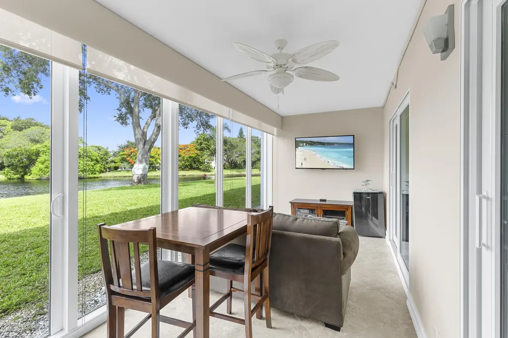 1005 Islewood D Deerfield Beach FL 33442