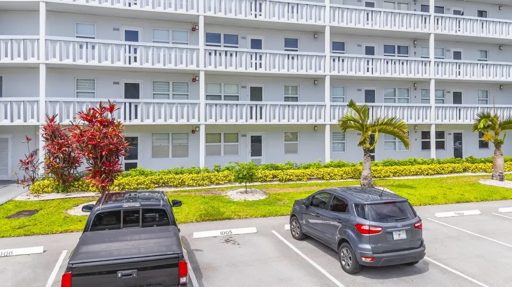 1005 Islewood D Deerfield Beach FL 33442
