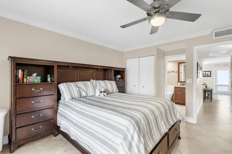1005 Islewood D Deerfield Beach FL 33442