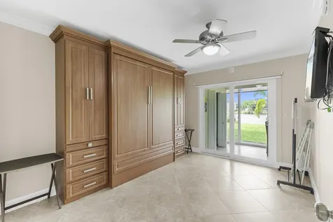 1005 Islewood D Deerfield Beach FL 33442