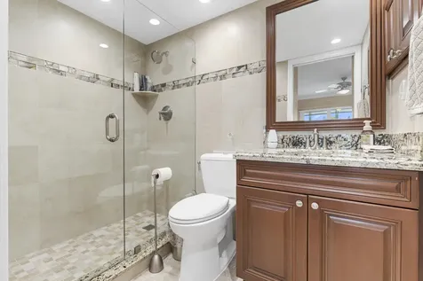 1005 Islewood D Deerfield Beach FL 33442