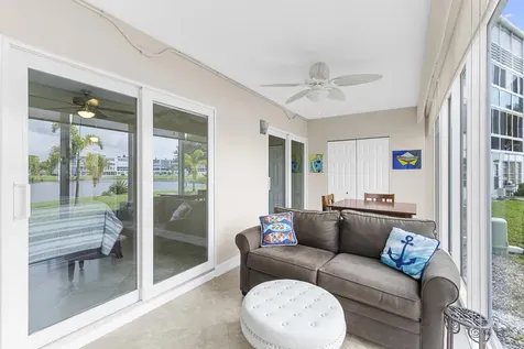 1005 Islewood D Deerfield Beach FL 33442
