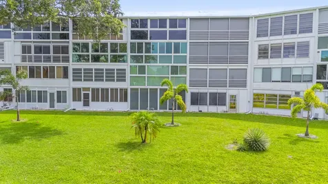 1005 Islewood D Deerfield Beach FL 33442