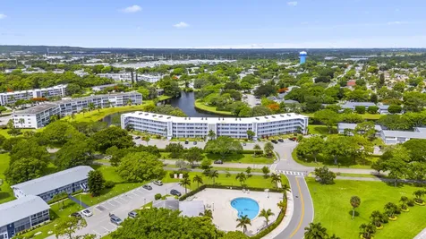 1005 Islewood D Deerfield Beach FL 33442
