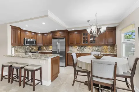 1005 Islewood D Deerfield Beach FL 33442