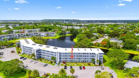 1005 Islewood D Deerfield Beach FL 33442