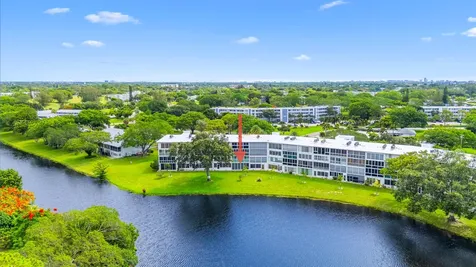1005 Islewood D Deerfield Beach FL 33442