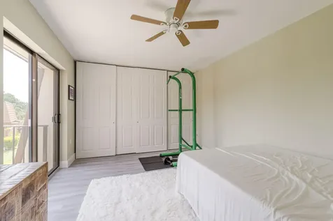 3900 County Line Road Tequesta FL 33469