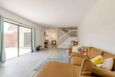 3900 County Line Road Tequesta FL 33469