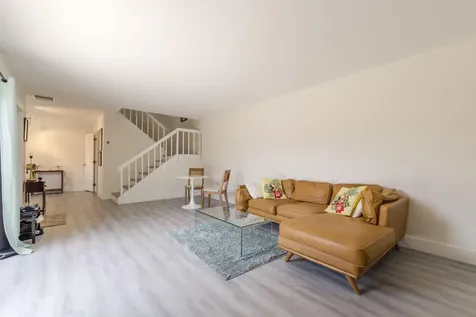 3900 County Line Road Tequesta FL 33469