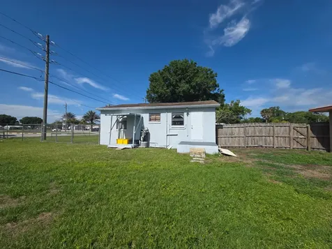 1019 NW 2nd Street Okeechobee FL 34972
