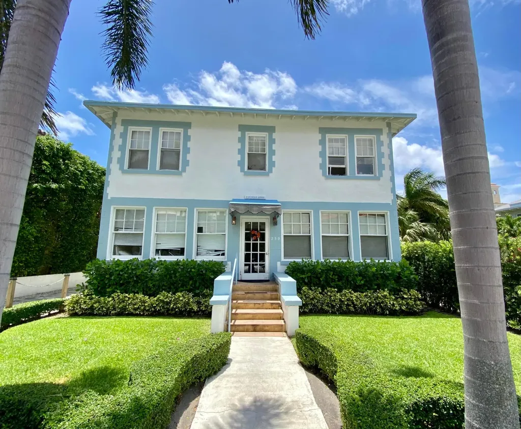 250 Seminole Avenue Palm Beach FL 33480