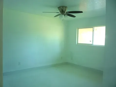 2162 NW 28th Street Oakland Park FL 33311