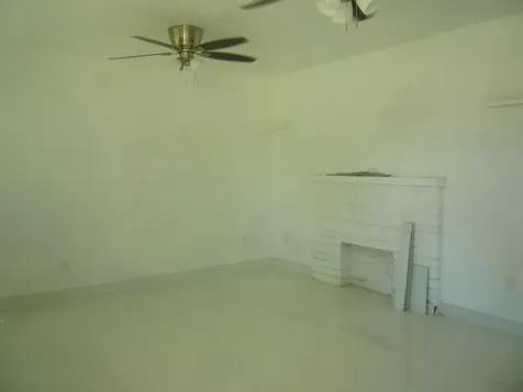 2162 NW 28th Street Oakland Park FL 33311
