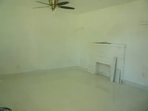 2162 NW 28th Street Oakland Park FL 33311
