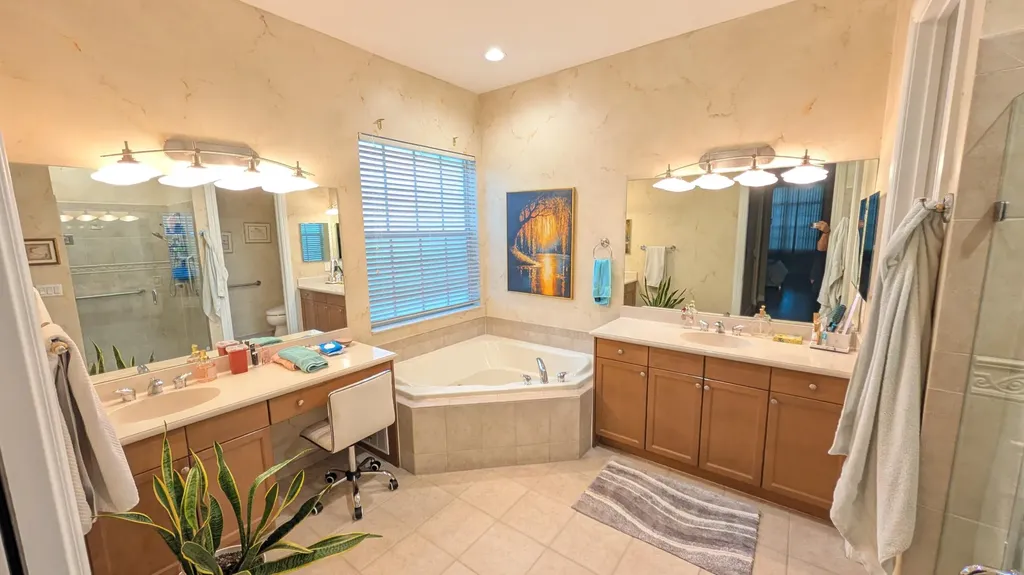 8247 NW 107th Terrace Parkland FL 33076