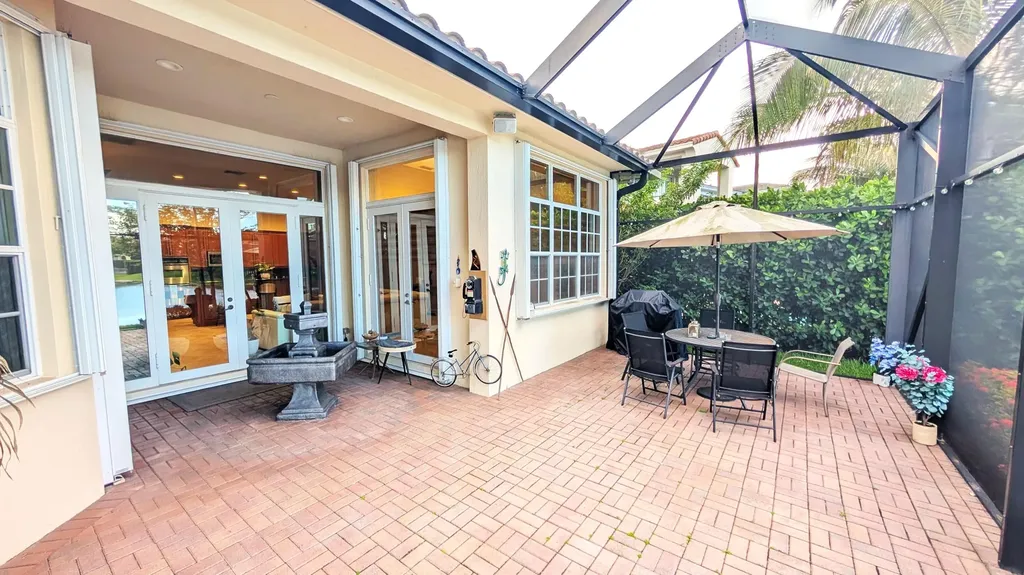 8247 NW 107th Terrace Parkland FL 33076