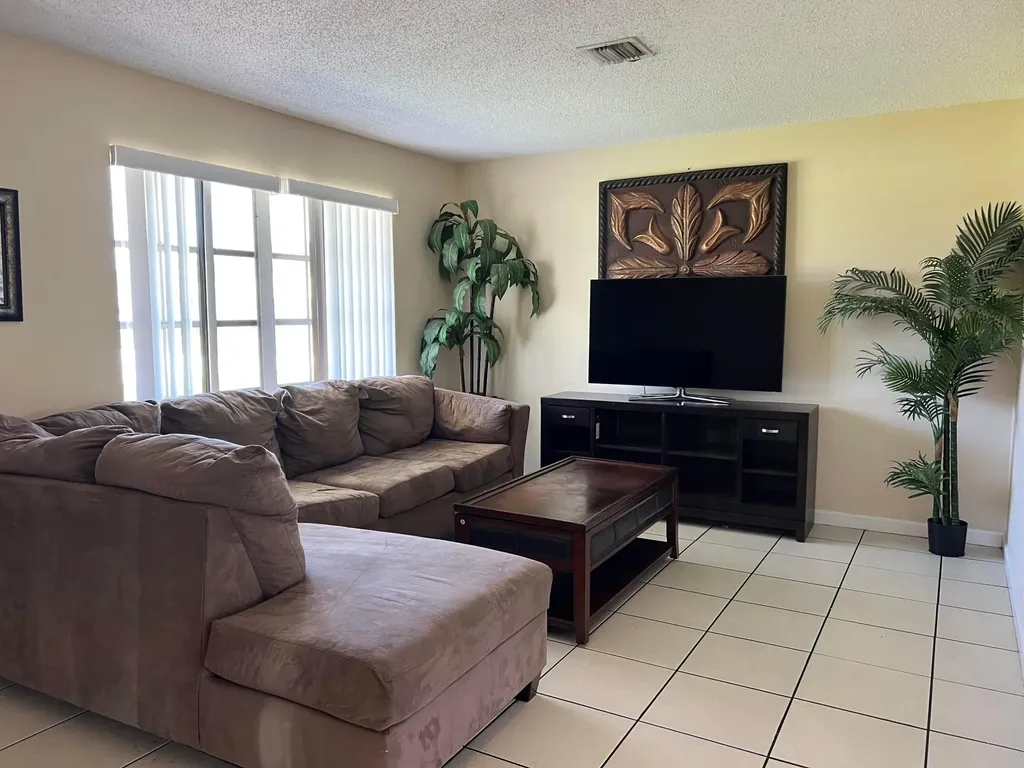 432 SW Curry Street Port St Lucie FL 34983