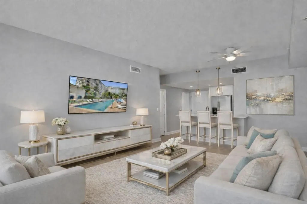 350 N Federal Highway Boynton Beach FL 33435