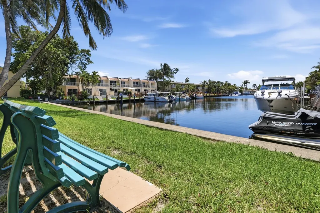 1880 SE 3rd Street Pompano Beach FL 33060