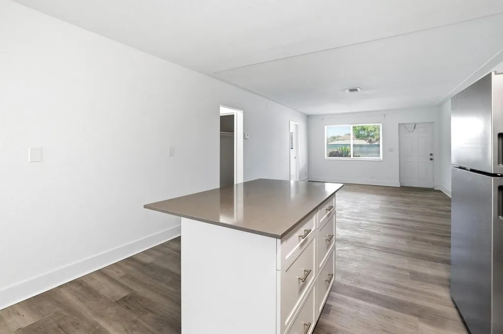 1880 SE 3rd Street Pompano Beach FL 33060
