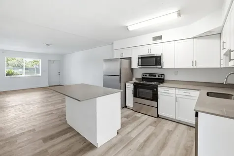 1880 SE 3rd Street Pompano Beach FL 33060